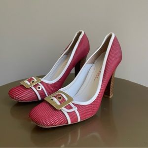 Jessica Bennett Forli Red Mesh with Large Gold Buckle High Heel Womens Size 8.5